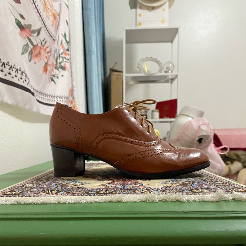 Odema Bronze Lace-Up Oxford Wing-tip Heels